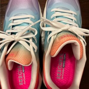Skechers Gradient Sneakers